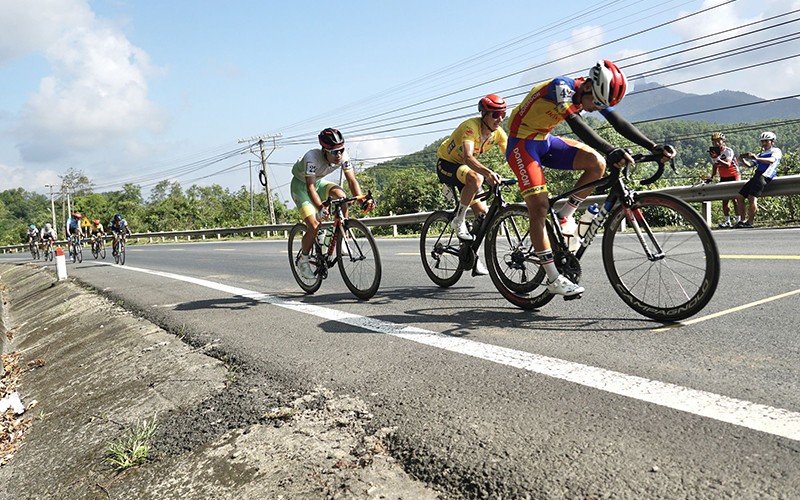 22 đội sẽ tham dự giải đua xe đạp về Điện Biên Phủ 2014  Thể thao   Vietnam VietnamPlus