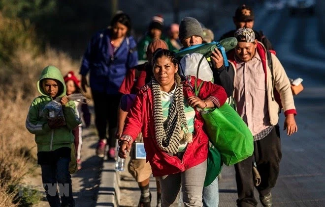 Người di cư Trung Mỹ tại khu vực Tijuana, Mexico. (Ảnh: AFP/TTXVN)