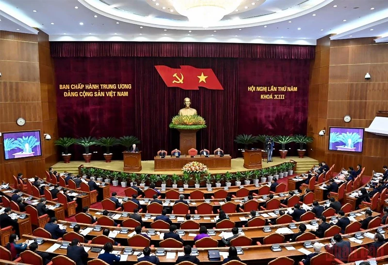 Hình ảnh khai mạc Hội nghị lần thứ 5 Ban Chấp hành Trung ương Đảng Cộng sản Việt Nam khóa XIII