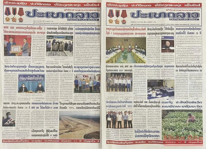 Báo Pathetlao Daily ngày 3 và 4/5 đăng hai bài viết về quan hệ giữa Việt Nam và Lào. (Ảnh: DUY TOÀN)