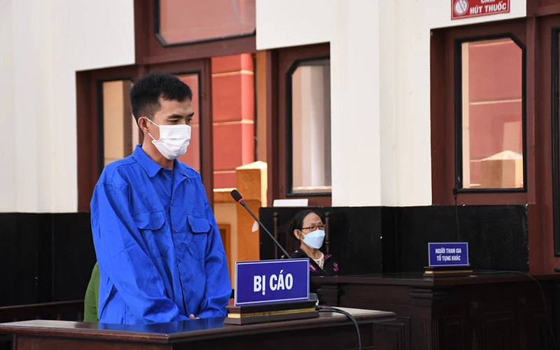 Bị cáo Trần Hoàng Huấn tại phiên tòa xét xử sơ thẩm.