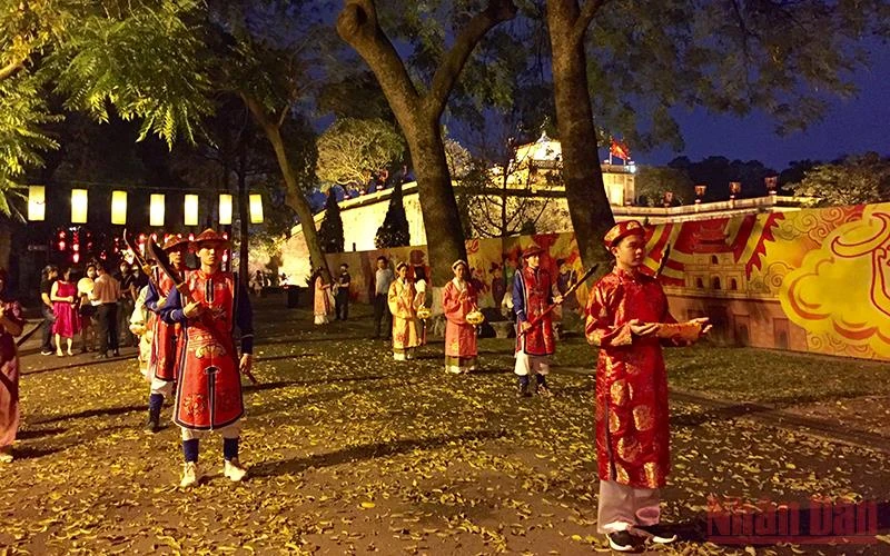 Tour đêm Giải mã Hoàng thành Thăng Long sẽ được giới thiệu tại Lễ hội Du lịch Hà Nội 2022.