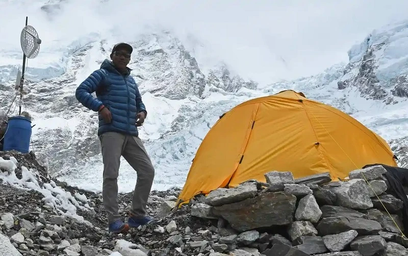 Kami Rita Sherpa tại Trại căn cứ Everest trong hành trình phá kỷ lục chinh phục đỉnh Everest ngày 7/5/2022. (Ảnh: Getty Images)