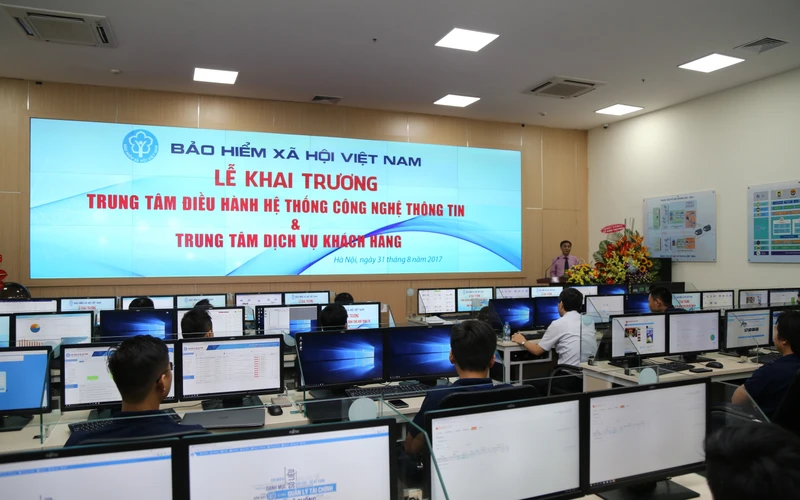 Bảo hiểm xã hội Việt Nam khai trương Trung tâm điều hành hệ thống công nghệ thông tin năm 2017. (Nguồn: Bảo hiểm xã hội Việt Nam)