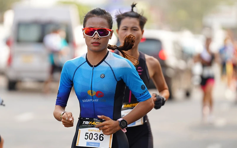 Vận động viên Triathlon của đội tuyển Việt Nam.