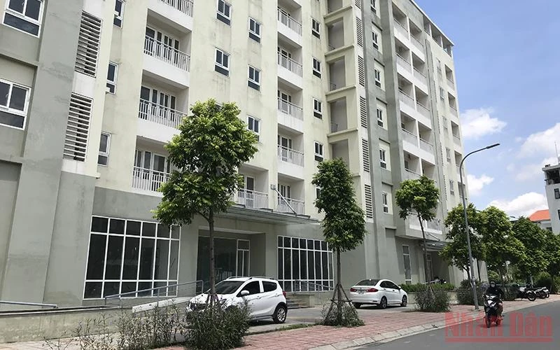 Khu nhà phục vụ tái định cư tại quận Long Biên. 