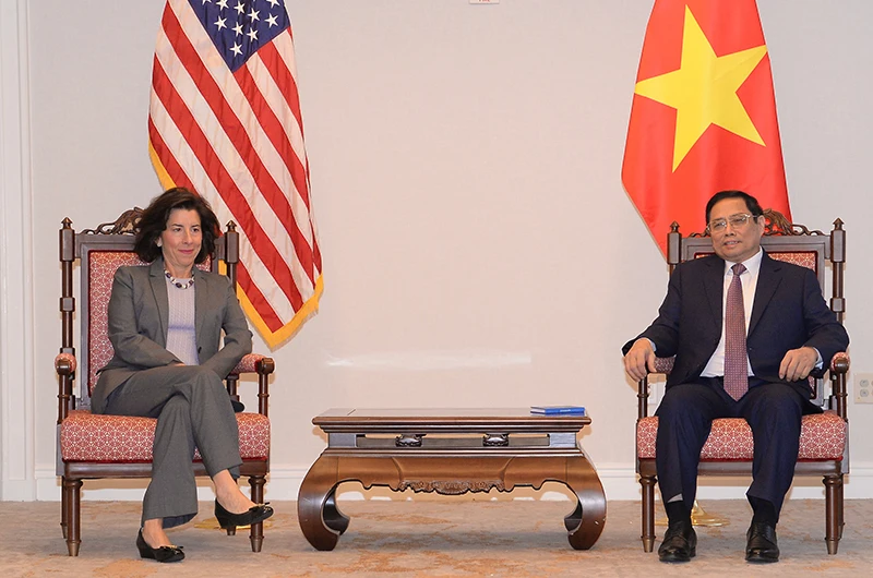 Thủ tướng Phạm Minh Chính tiếp Bộ trưởng Thương mại Hoa Kỳ Gina Raimondo.