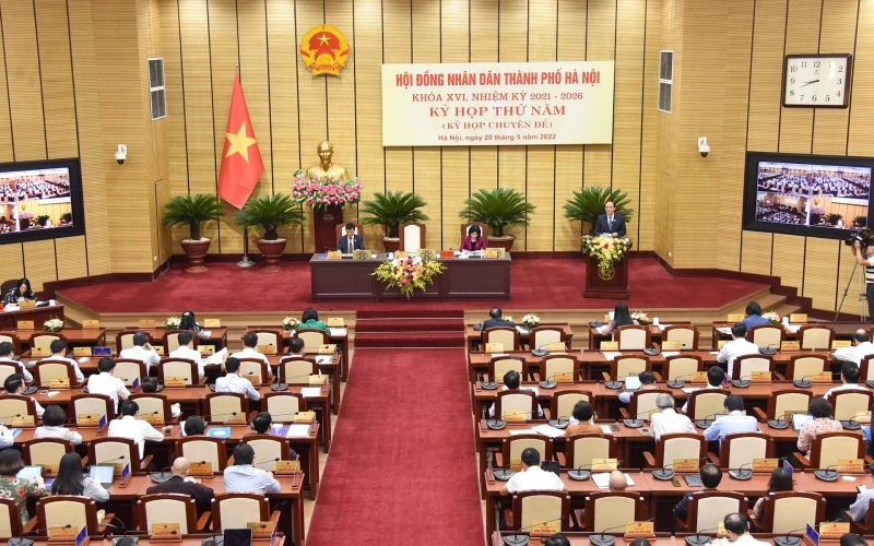 Kỳ họp thứ năm HĐND thành phố Hà Nội để xem xét, quyết định chủ trương bố trí, cân đối vốn cho Dự án đầu tư xây dựng đường Vành đai 4-Vùng Thủ đô. (Ảnh Duy Linh)