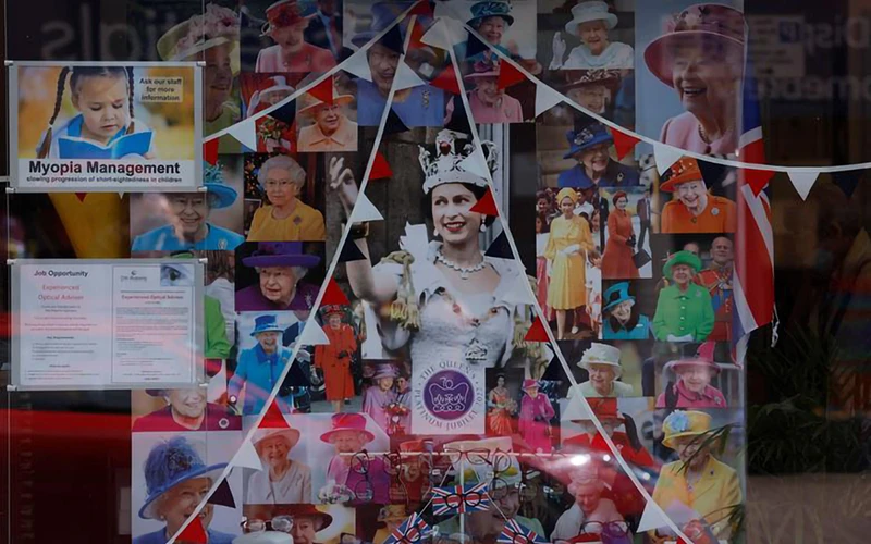 Vương quốc Anh sẵn sàng cho Đại lễ kỷ niệm 70 năm Nữ hoàng Elizabeth II lên ngôi
