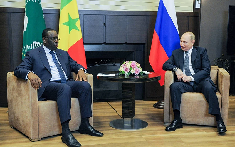 Tổng thống Nga Vladimir Putin và Tổng thống Senegal Macky Sall. (Ảnh: TASS)