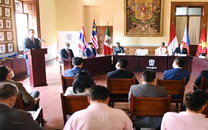 Quang cảnh hội nghị thúc đẩy giao thương và đầu tư giữa Mexico và ASEAN tại bang Guanajuato (Mexico). (Ảnh TTXVN)