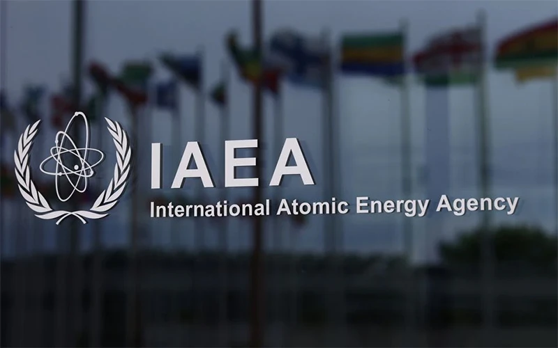 Biểu trưng của IAEA tại trụ sở của tổ chức này ở Vienna, Áo, tháng 5/2021. (Ảnh: Reuters)