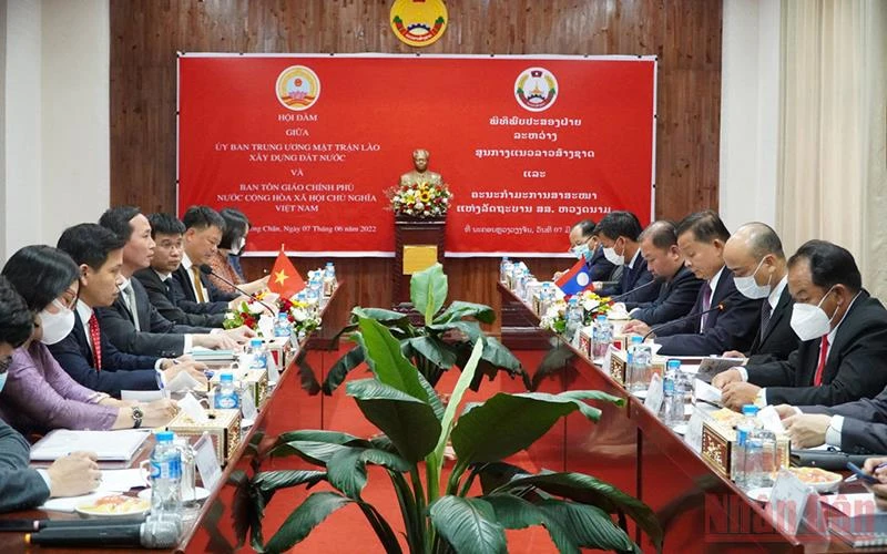 Buổi làm việc giữa hai đoàn Ban Tôn giáo Chính phủ Việt Nam và Ủy ban Trung ương Mặt trận Lào xây dựng đất nước chiều 7/6. (Ảnh: XUÂN SƠN)