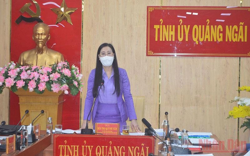 Bí thư Tỉnh ủy Bùi Thị Quỳnh Vân là Trưởng Ban Chỉ đạo Tỉnh ủy về phòng, chống tham nhũng, tiêu cực. 
