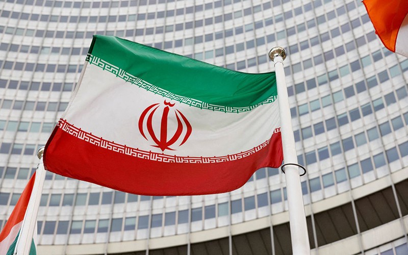 Đàm phán hạt nhân Iran: Đàm phán hạt nhân Iran đã kết thúc với một thỏa thuận có lợi cho cả Iran và các quốc gia khác. Hình ảnh này sẽ mang đến cho khán giả sự kỳ vọng trong tương lai của khu vực và thế giới.