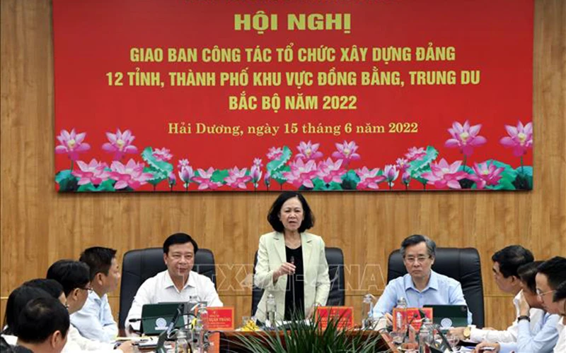 Ủy viên Bộ Chính trị, Bí thư Trung ương Đảng, Trưởng ban Tổ chức Trung ương Trương Thị Mai phát biểu tại hội nghị. Ảnh: Mạnh Tú/TTXVN