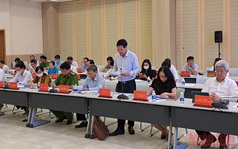 Giám đốc Sở Y tế tỉnh Bình Dương Nguyễn Hồng Chương thông tin về tình hình sốt xuất huyết tại Bình Dương. 