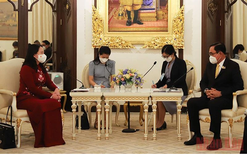 Phó Chủ tịch nước Võ Thị Ánh Xuân hội kiến với Thủ tướng Thái Lan Prayut Chan-o-cha.
