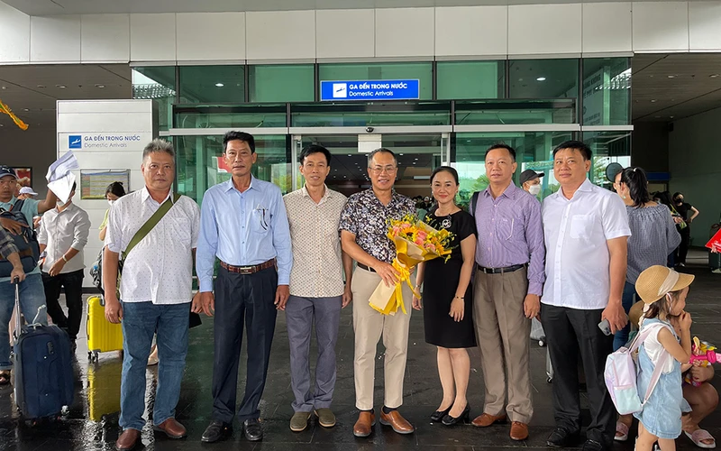 Lãnh đạo thành phố Phú Quốc (Kiên Giang) tiếp đoàn của Thái Lan đến khảo sát các điểm du lịch tại Phú Quốc. 