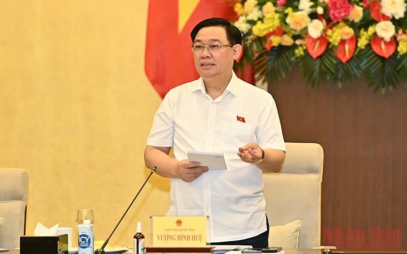 Chủ tịch Quốc hội Vương Đình Huệ phát biểu ý kiến tại phiên họp. (Ảnh Duy Linh) 