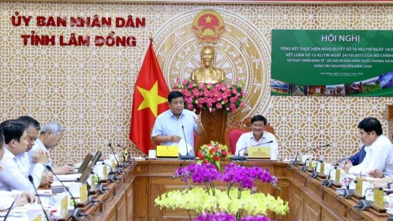 Đồng chí Nguyễn Chí Dũng phát biểu ý kiến kết luận tại Hội nghị.