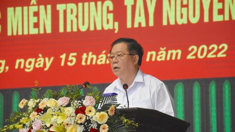 Trưởng Ban Tuyên giáo Trung ương Nguyễn Trọng Nghĩa phát biểu tại buổi gặp mặt.