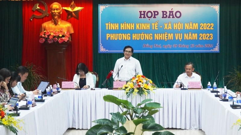 Quang cảnh buổi họp báo.