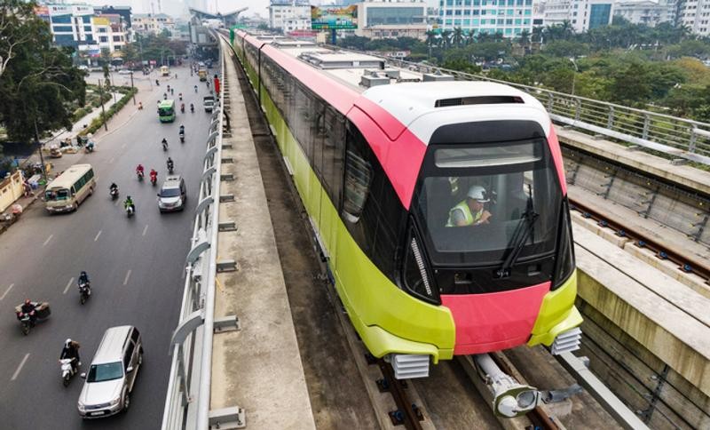 Việc vận hành thử đoạn trên cao đường sắt Nhổn-ga Hà Nội từ ngày 5/12 được kỳ vọng sẽ sớm đưa tuyến đường sắt đô thị này vào khai thác.