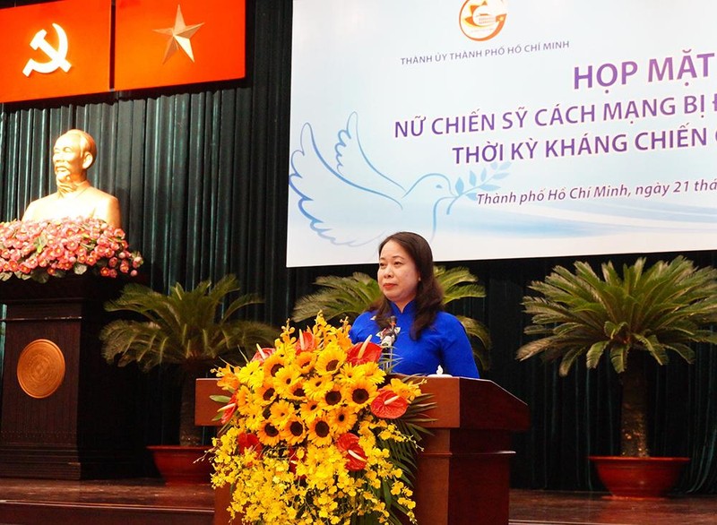 Phó Chủ tịch nước Võ Thị Ánh Xuân phát biểu tại buổi họp mặt.