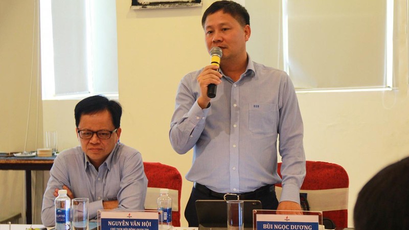 Tổng giám đốc BSR Bùi Ngọc Dương trình bày báo cáo với lãnh đạo Petrovietnam.