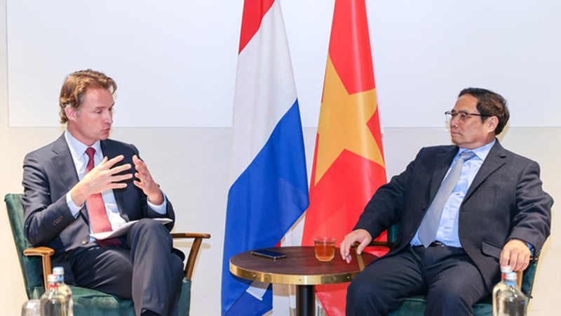 Thủ tướng Phạm Minh Chính tiếp ông Dolf van den Brink, Tổng Giám đốc Heineken toàn cầu. (Ảnh: VGP)