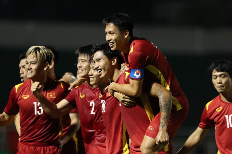 Hai chiến thắng tại giải giao hữu quốc tế Hưng Thịnh 2022 đã giúp đội tuyển Việt Nam tăng 1 bậc trên Bảng xếp hạng tháng 10 của FIFA. (Ảnh: VFF)