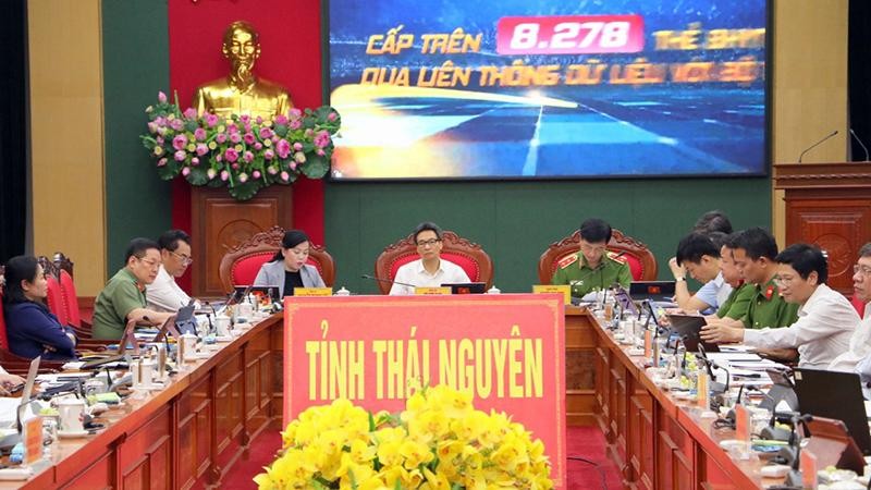 Phó Thủ tướng Vũ Đức Đam chủ trì hội nghị giao ban tại điểm cầu tỉnh Thái Nguyên.