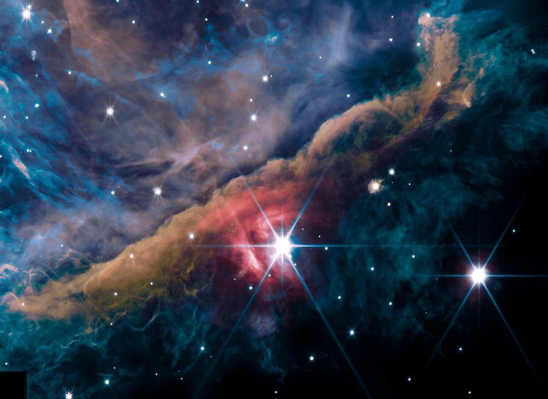 Hình ảnh đáng kinh ngạc về Tinh vân Orion qua kính James Webb