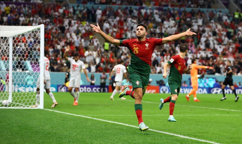 Tiền đạo Goncalo Ramos gây ấn tượng mạnh với cú hat-trick trong lần đầu đá chính tại World Cup 2022. (Ảnh: Reuters)