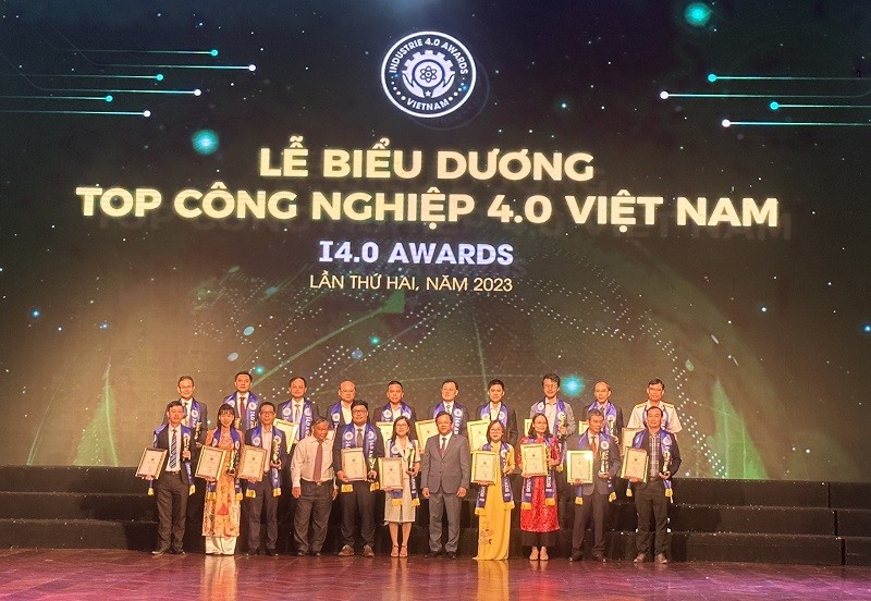 Biểu dương TOP Công nghiệp 4.0 Việt Nam năm 2023
