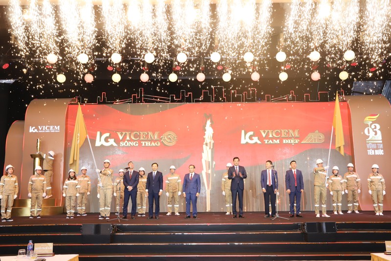 VICEM tổ chức Hội nghị tổng kết sản xuất kinh doanh năm 2022.