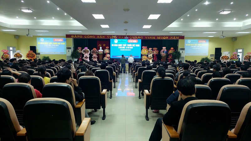 Bệnh viện Trung ương Huế trong lễ kỷ niệm 66 năm Ngày Thầy thuốc Việt Nam