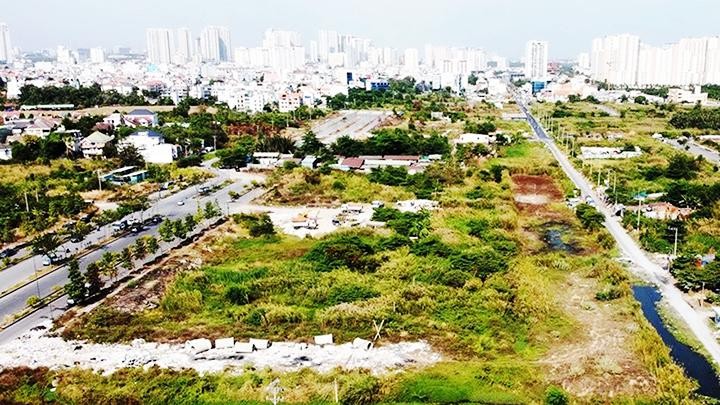Thành phố Hồ Chí Minh đã kiến nghị bỏ lập kế hoạch sử dụng đất hằng năm trong nội dung sửa đổi Luật Đất đai năm 2013.