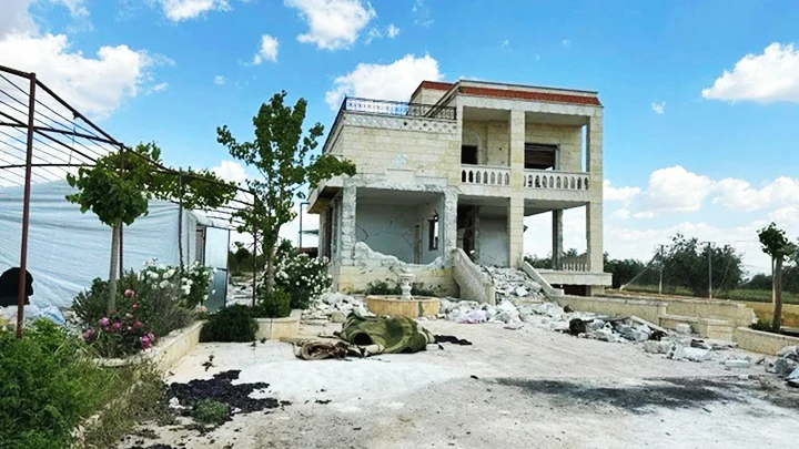 Ngôi nhà nơi thủ lĩnh tối cao của IS bị tiêu diệt. Ảnh: AFP