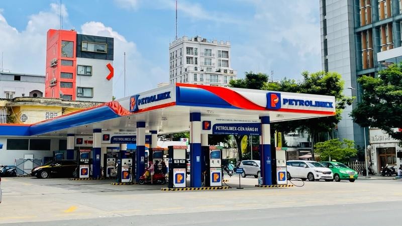Cửa hàng xăng, dầu tại Thành phố Hồ Chí Minh luôn bảo đảm nguồn cung phục vụ nhu cầu khách hàng.