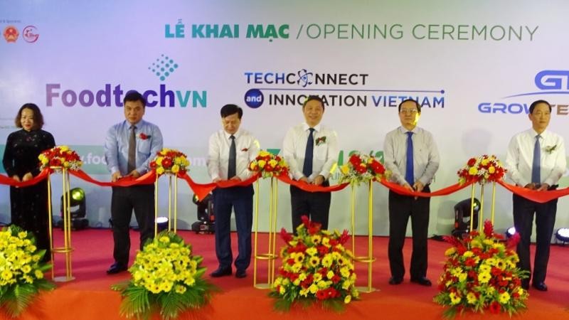 Nghi thức khai mạc Techconnect and Innovation Vietnam 2022.