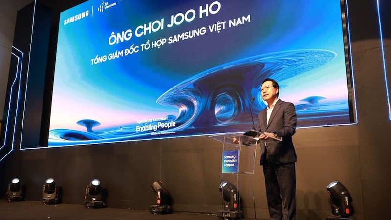 Ông Choi Joo Ho, Tổng Giám đốc Tổ hợp Samsung Việt Nam phát biểu tại sự kiện.