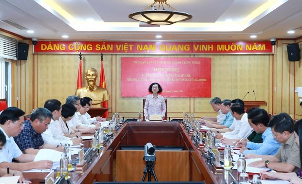 Bà Trương Thị Mai, Ủy viên Bộ Chính trị, Thường trực Ban Bí thư, Trưởng Ban Tổ chức Trung ương, Trưởng Tiểu ban phát biểu chỉ đạo hội nghị. (Ảnh: TTXVN)