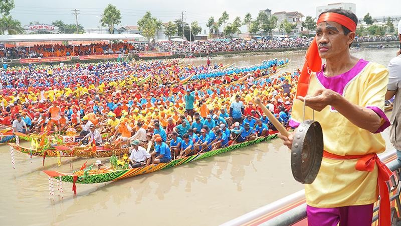 54 đội Ghe Ngo Chính Thức Bước Vào Cuộc Tranh Tài Trong Lễ Hội Oóc Om