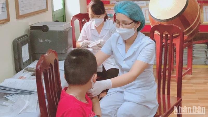 Việc sai thông tin người tiêm vaccine phòng Covid-19 ở Thái Bình ảnh hưởng không nhỏ đến việc cấp hộ chiếu vaccine cho công dân.