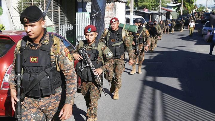Lực lượng an ninh được triển khai tới Soyapango. Ảnh: AFP