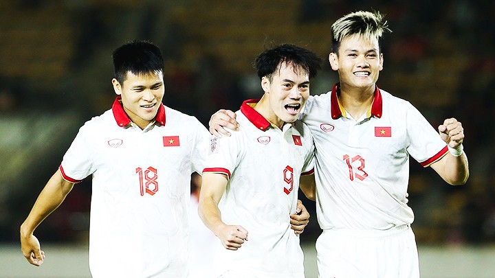 Đội tuyển Việt Nam có chiến thắng dễ dàng trước đội chủ nhà Lào trong trận ra quân AFF Cup 2022. Ảnh: VNEXPRESS