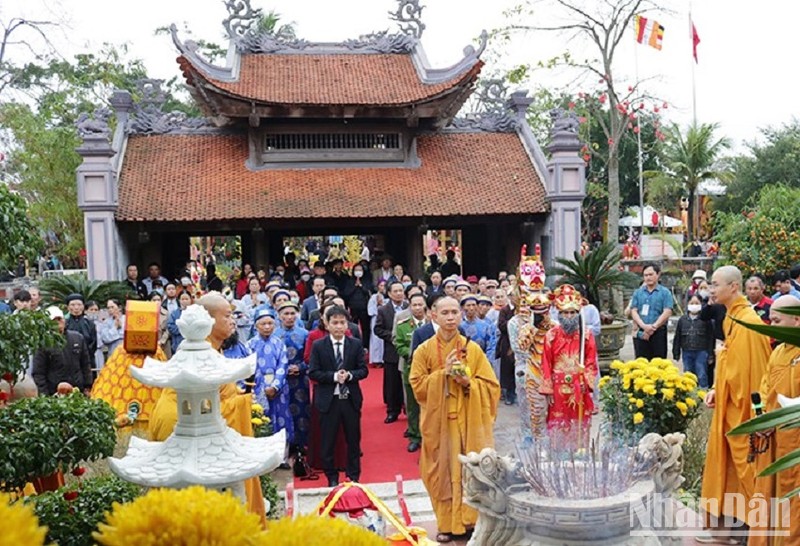Nghi thức lễ tế khai hội.