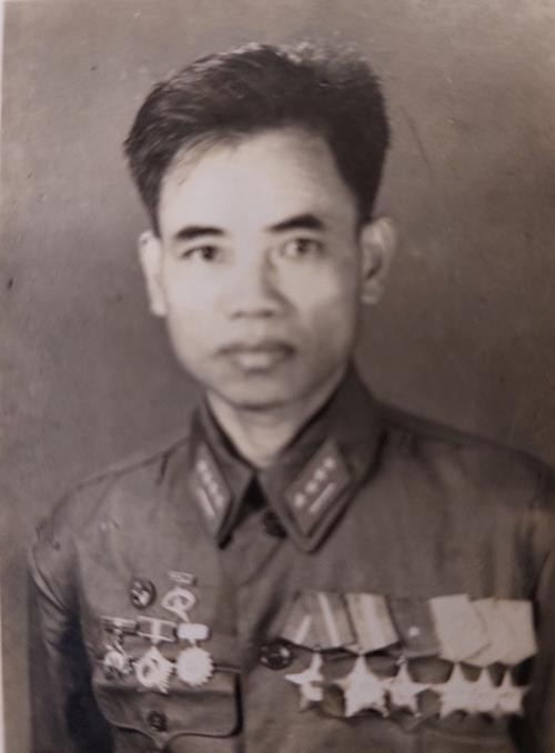 Đại tá Nguyễn Hữu Đàm, năm 1972 tại chiến trường Trị Thiên.